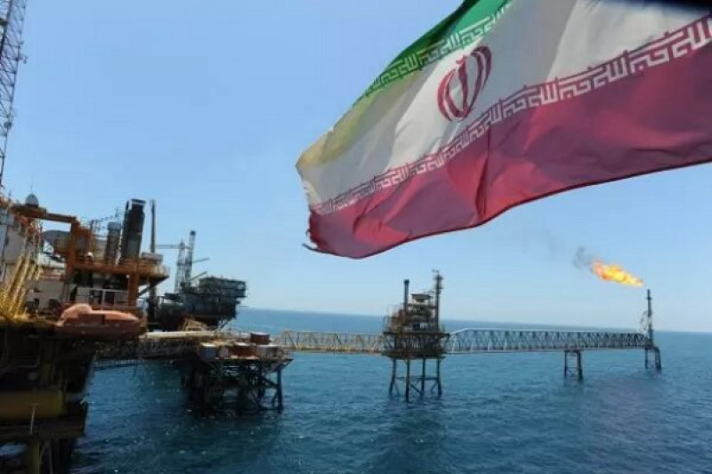 Иран будет экспортировать нефть куда захочет, заявил министр нефти.