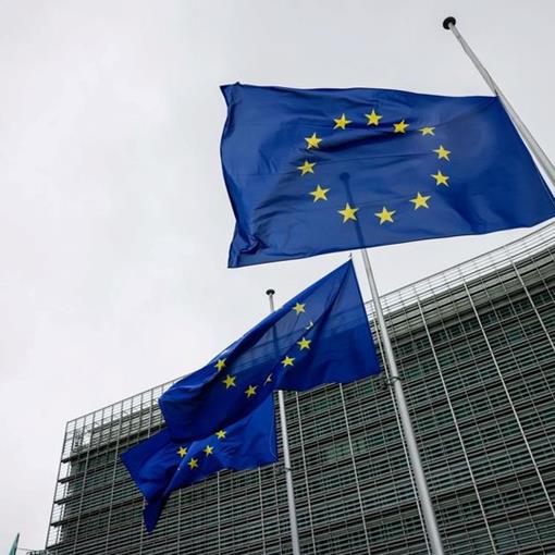 ЕС продвигает радикальное регулирование искусственного интеллекта.